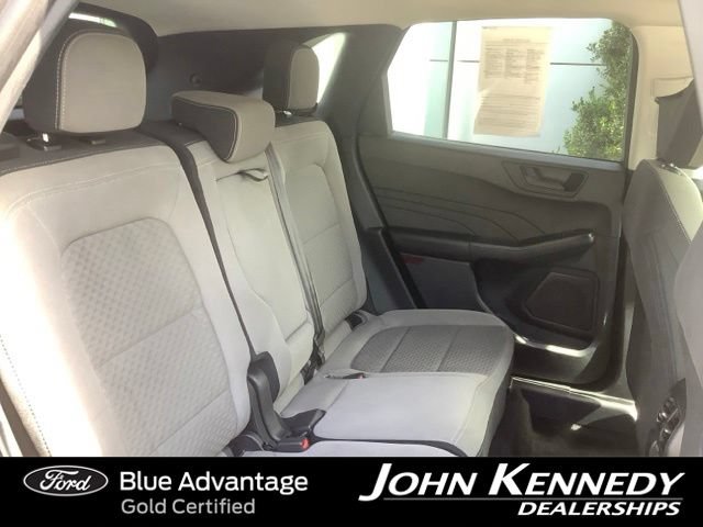 Certified 2022 Ford Escape SE w/ SE Sport Appearance Package AWD/4WD image 28