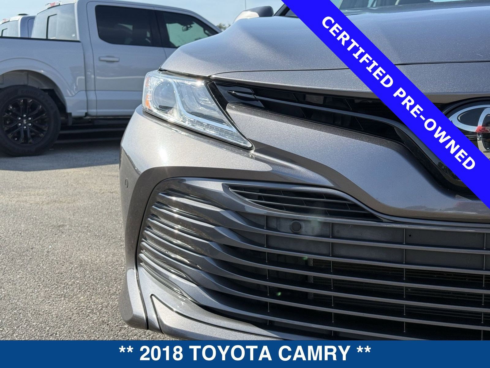 Used 2018 Toyota Camry XLE image 9