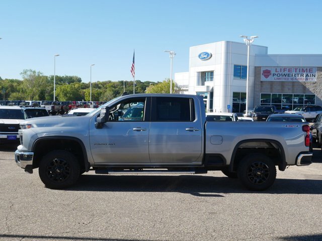 Used 2025 Chevrolet Silverado 2500 LT w/ Convenience Package AWD/4WD image 6
