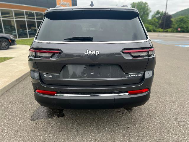 Used 2024 Jeep Grand Cherokee L Limited AWD/4WD image 4