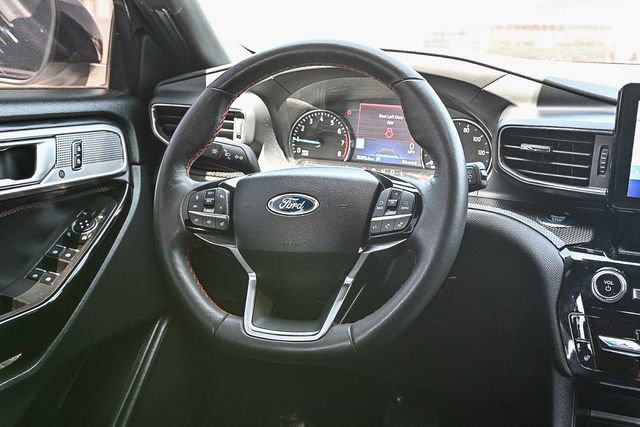 Certified 2024 Ford Explorer ST-Line w/ Class IV Trailer Tow Package AWD/4WD image 18