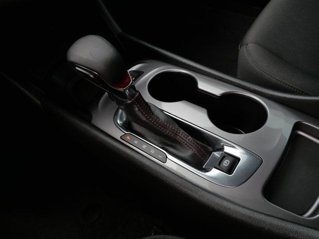 Used 2025 Chevrolet Malibu RS FWD image 23