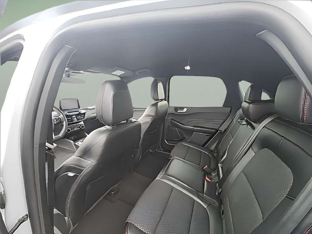 Certified 2025 Ford Escape ST-Line Select AWD/4WD image 22