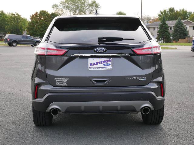 Certified 2019 Ford Edge Titanium w/ Equipment Group 301A AWD/4WD image 4