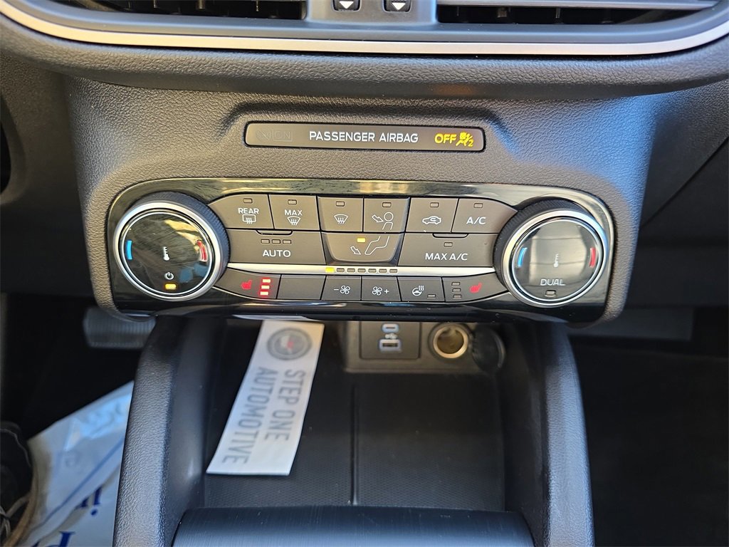 Certified 2022 Ford Escape SEL image 28