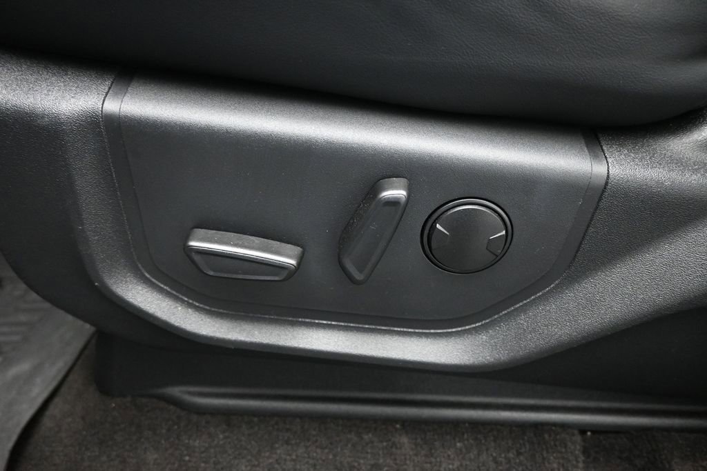 Certified 2023 Ford Expedition Max XLT RWD image 11