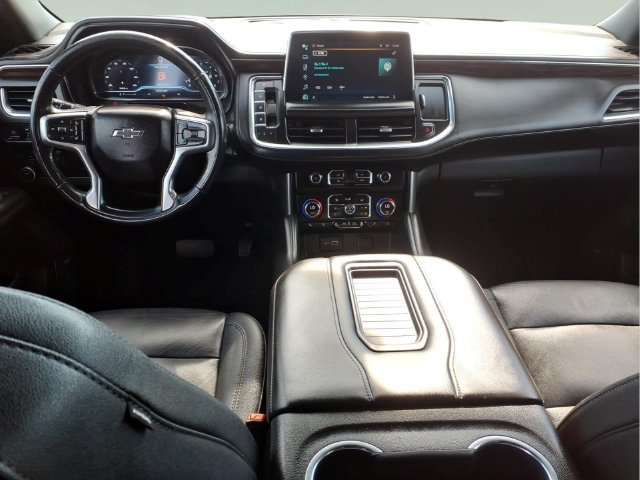 Used 2023 Chevrolet Suburban Z71 w/ Luxury Package AWD/4WD image 14