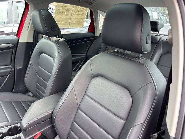 Used 2021 Volkswagen Jetta SE FWD image 21