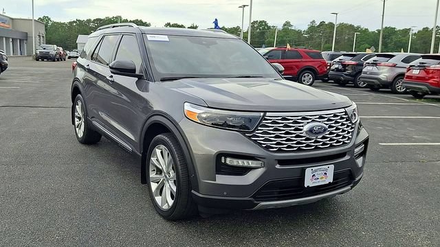 Certified 2021 Ford Explorer Platinum w/ Equipment Group 601A AWD/4WD image 2