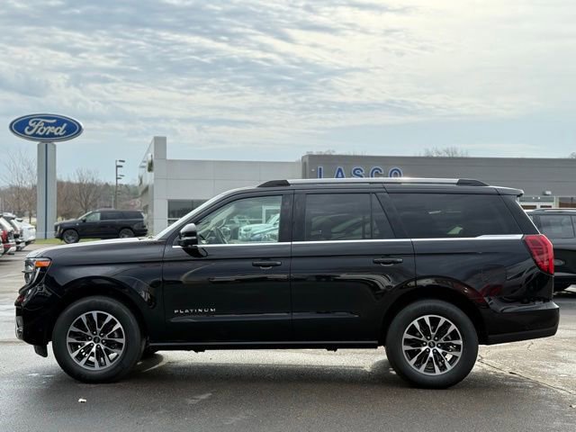 Certified 2025 Ford Expedition Platinum image 4