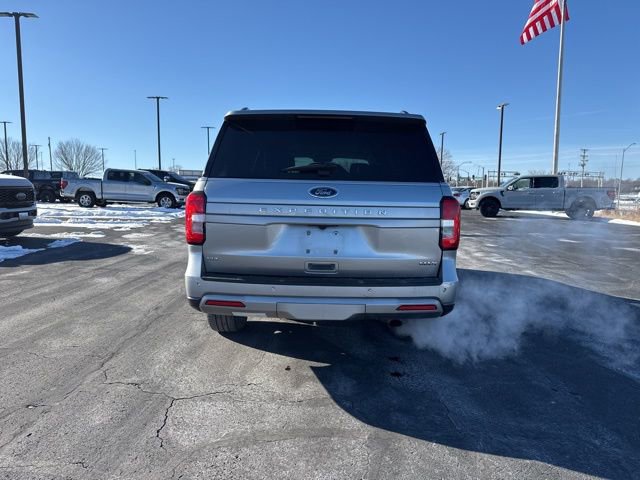 Certified 2024 Ford Expedition Max XLT image 6
