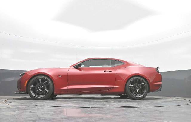 Used 2020 Chevrolet Camaro LT w/ 1LE Track Performance Package RWD image 26