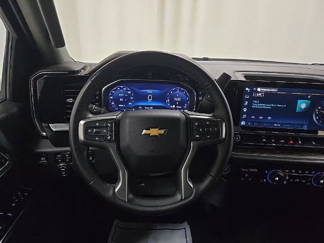 Used 2023 Chevrolet Silverado 1500 LT image 11