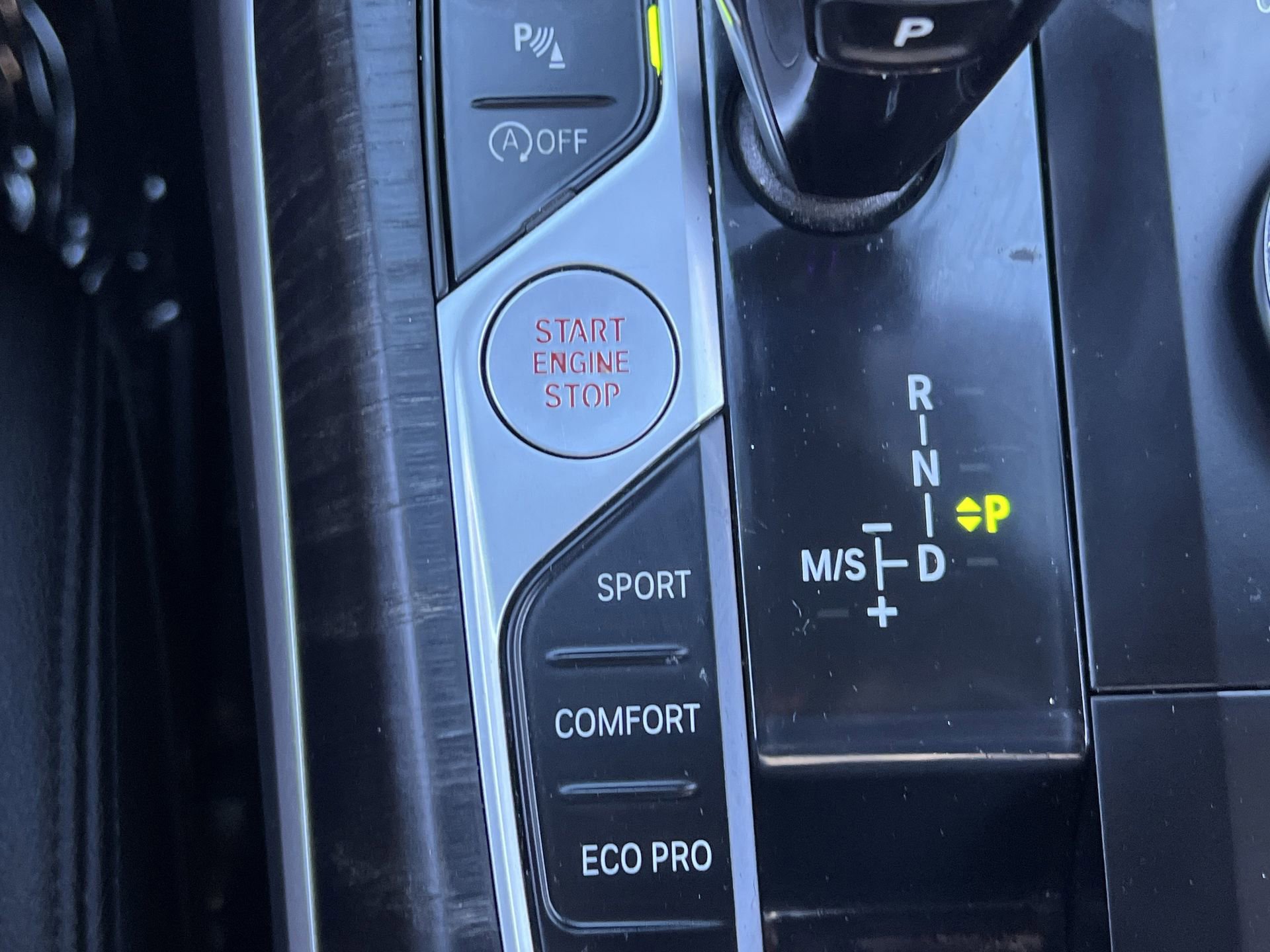 Used 2021 BMW 330i Sedan w/ Convenience Package image 8