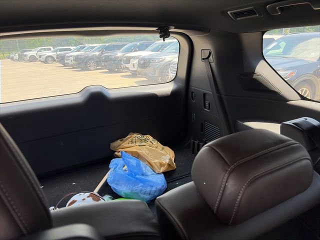 Used 2025 Nissan Armada Platinum AWD/4WD image 18