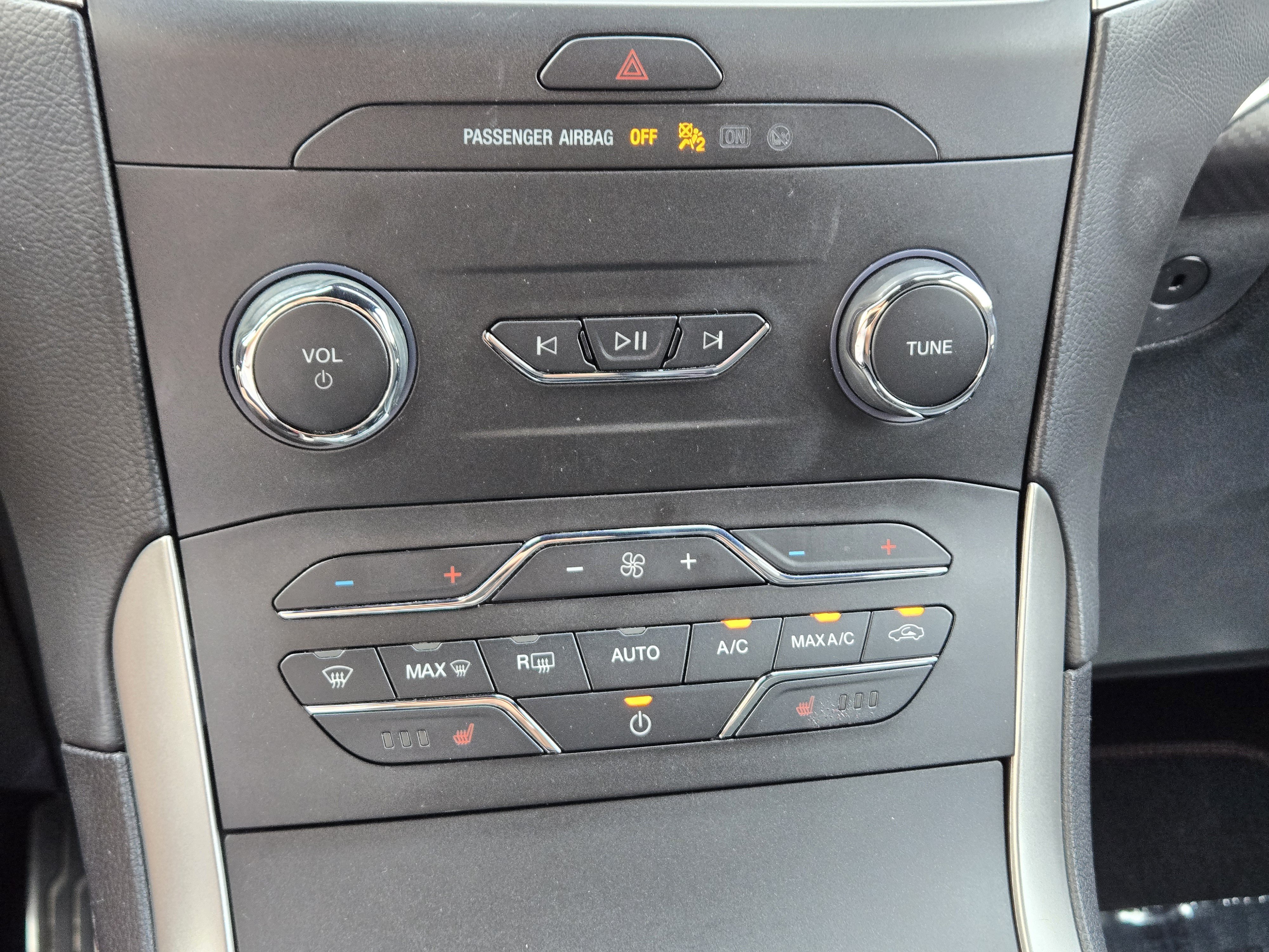Certified 2020 Ford Edge ST-Line FWD image 29