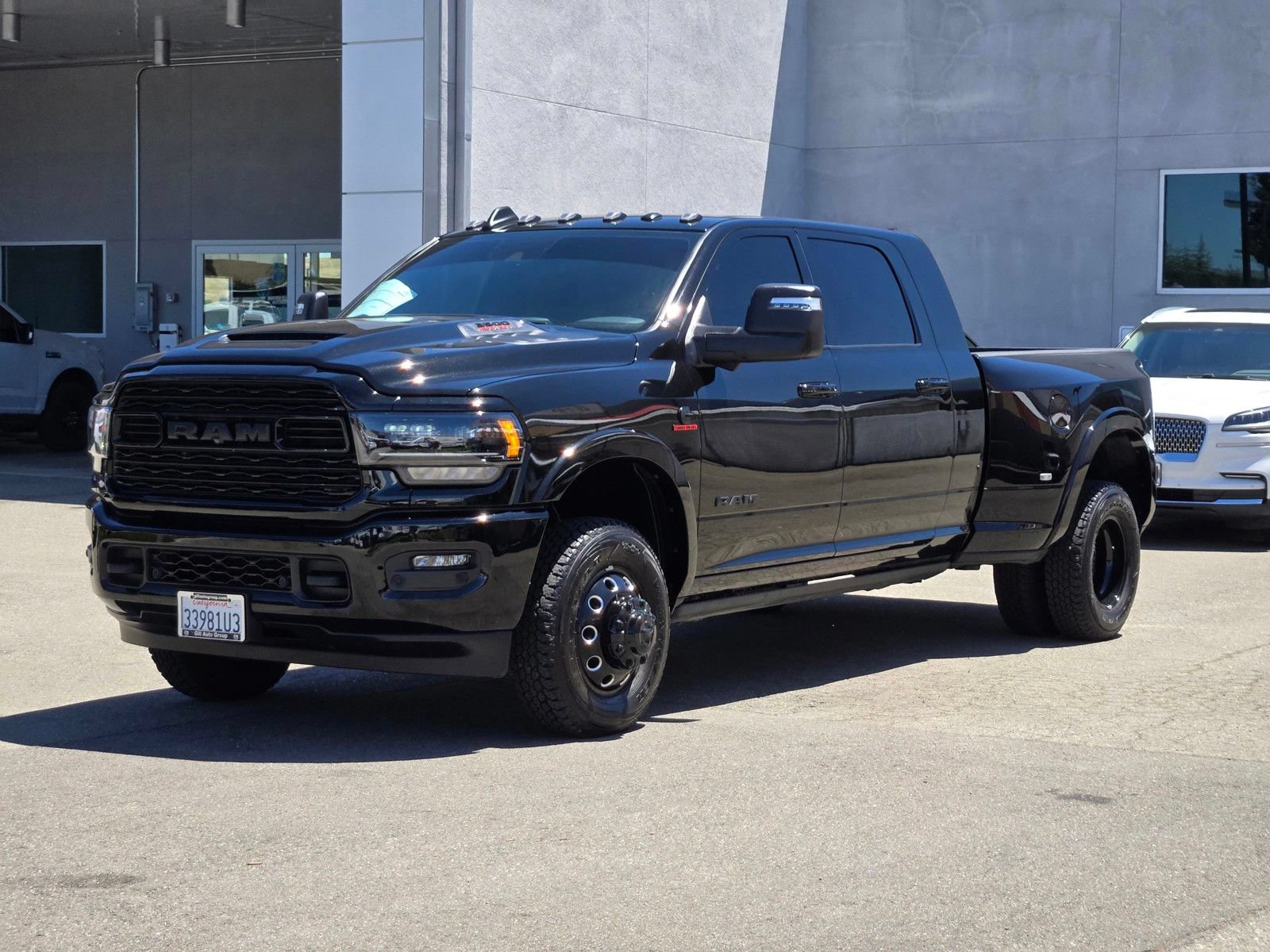 Used 2023 RAM 3500 Limited AWD/4WD image 8