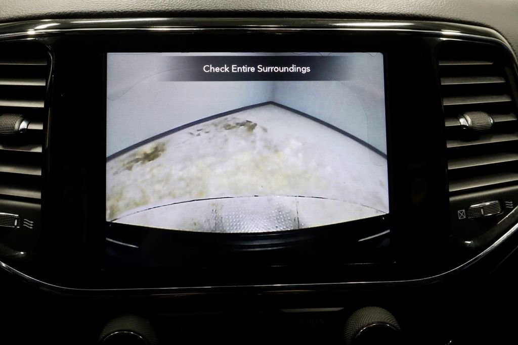 Used 2020 Jeep Grand Cherokee Altitude image 9