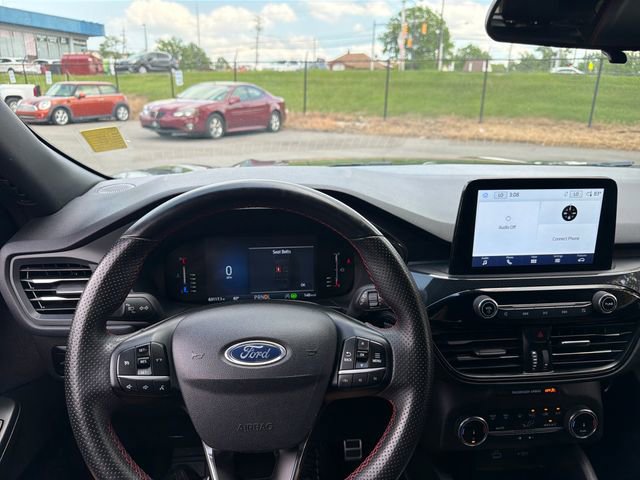 Certified 2023 Ford Escape ST-Line FWD image 32