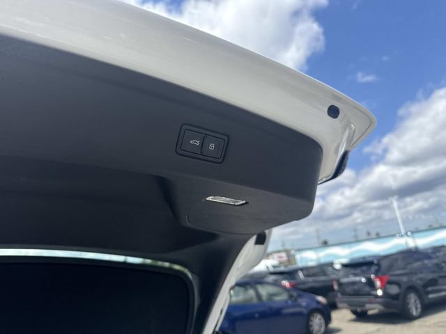 Used 2025 Audi A5 2.0T Premium Plus AWD/4WD image 8