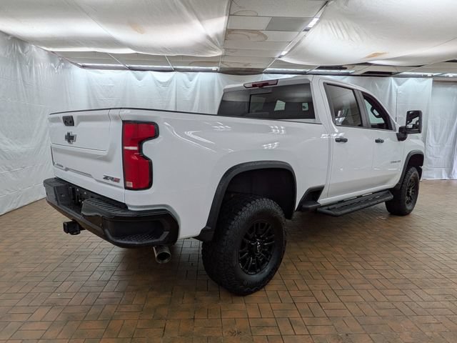 Used 2026 Chevrolet Silverado 2500 ZR2 AWD/4WD image 9