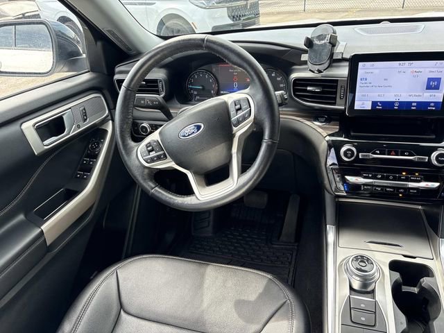 Certified 2023 Ford Explorer Limited AWD/4WD image 15
