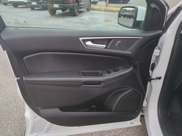 Certified 2023 Ford Edge SEL w/ Convenience Package AWD/4WD image 13