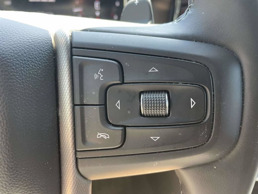 Used 2025 GMC Sierra 1500 Denali AWD/4WD image 26