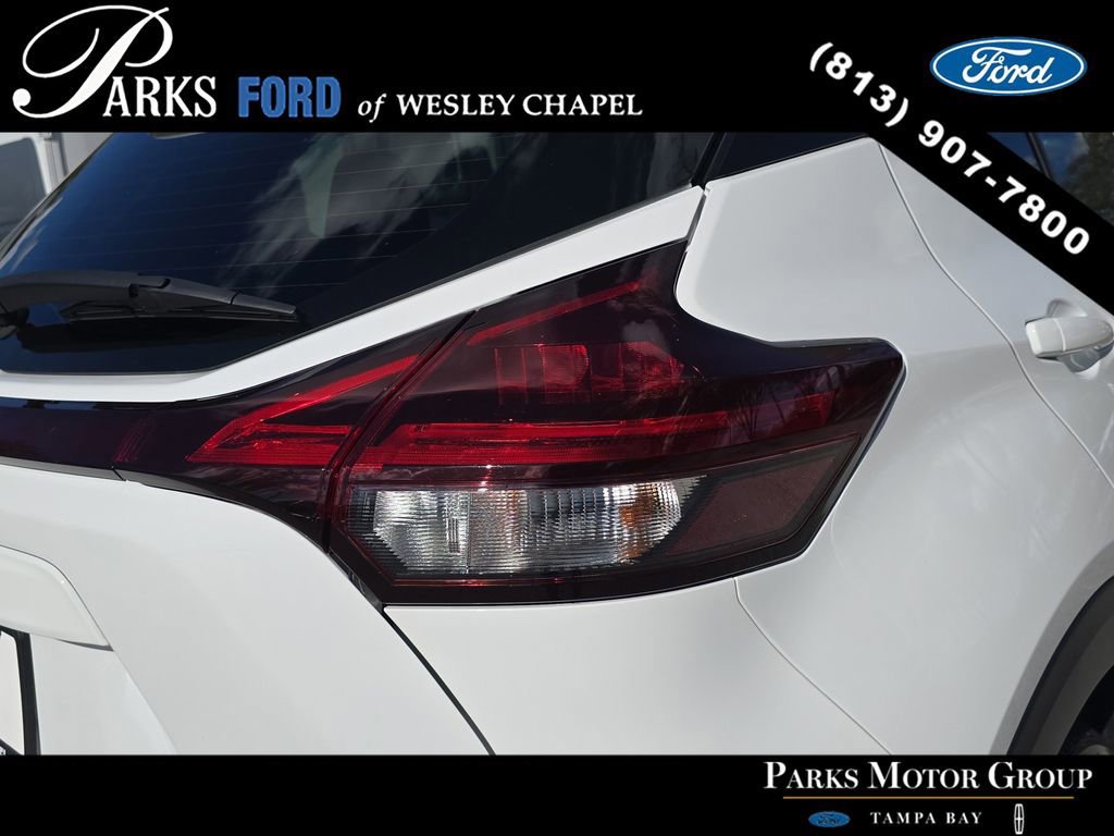 Used 2024 Nissan Kicks SR image 7