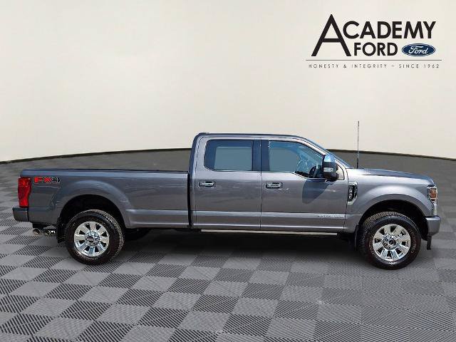 Certified 2022 Ford F350 Platinum AWD/4WD image 7
