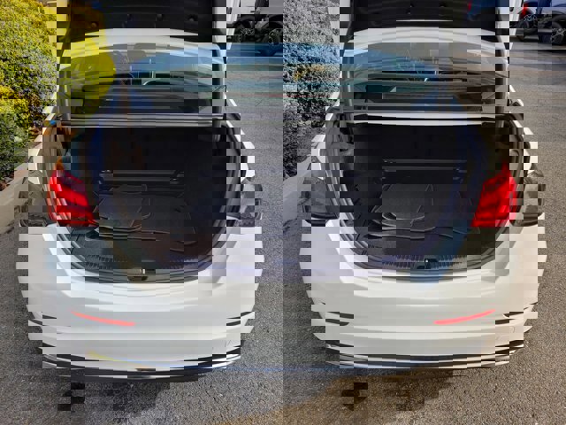 Used 2023 Mercedes-Benz C 300 Sedan image 10