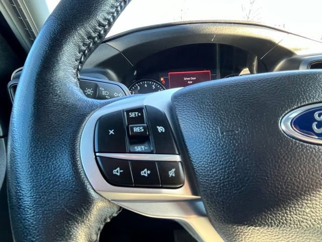 Certified 2022 Ford Explorer XLT w/ Class IV Trailer Tow Package image 23