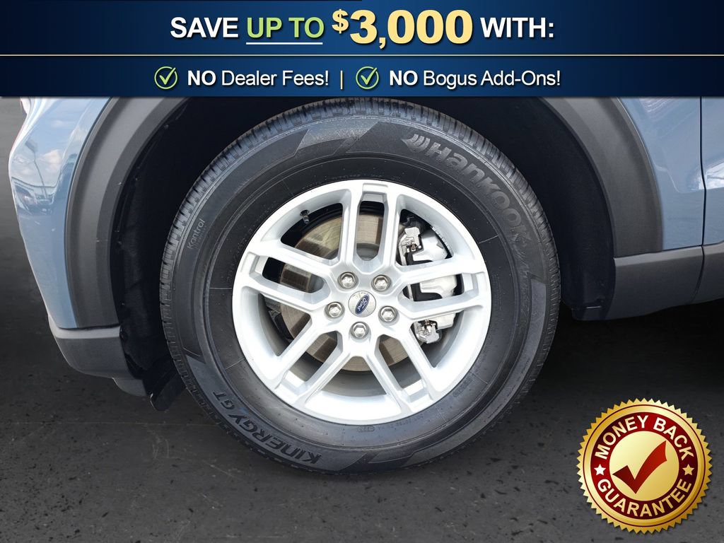 Certified 2026 Ford Explorer Active RWD image 13