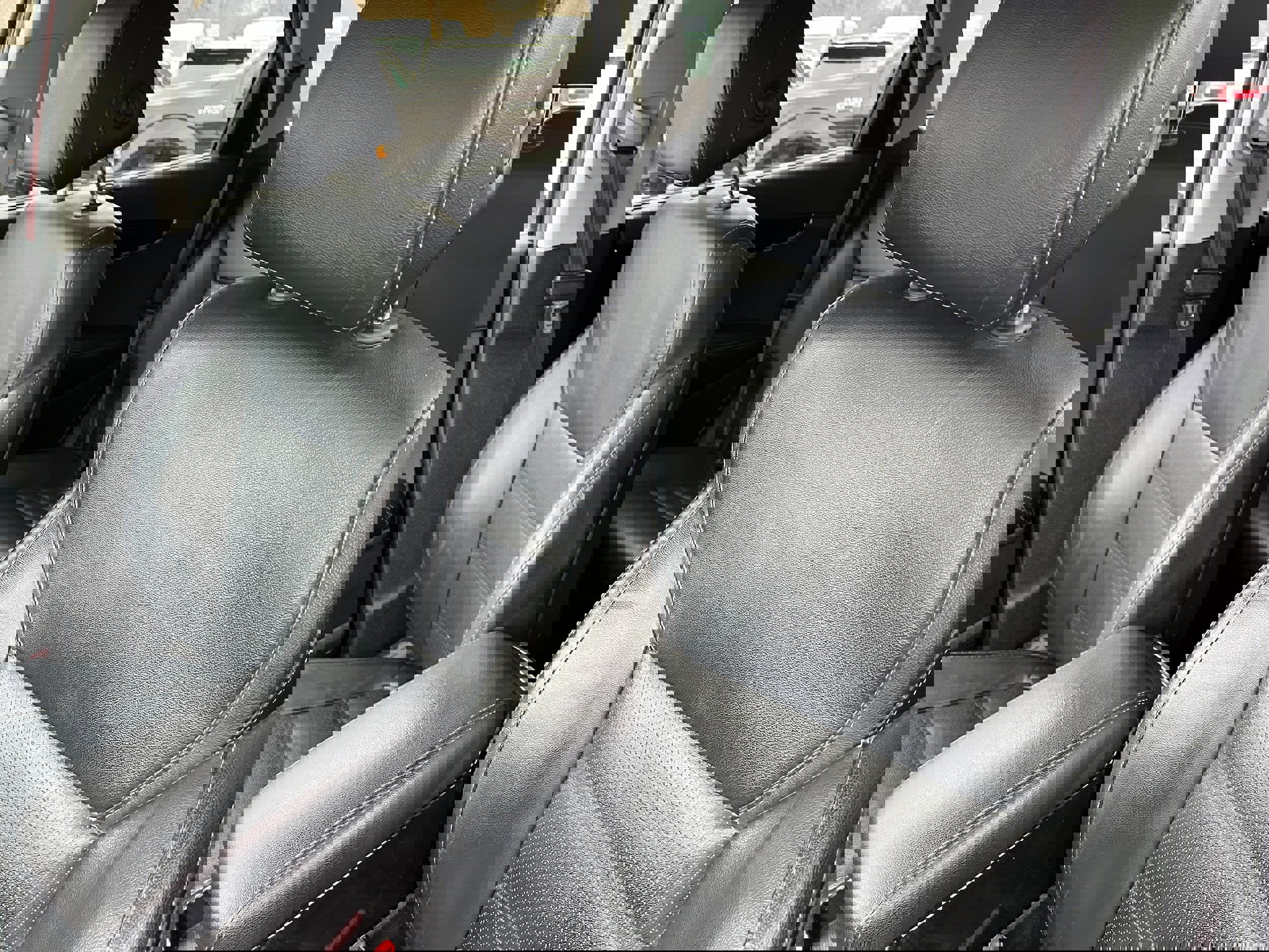 Used 2017 Kia Sorento EX w/ EX Advanced Touring Package image 10