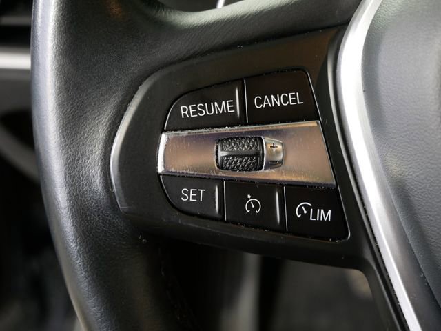 Used 2020 BMW 330i xDrive Sedan w/ Driving Assistance Package image 21
