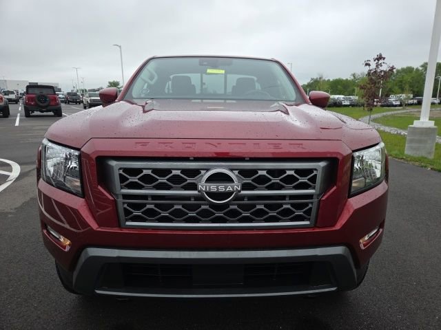 Used 2022 Nissan Frontier SV AWD/4WD image 3