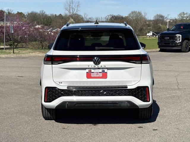 Used 2026 Volkswagen Tiguan SE R-Line image 6