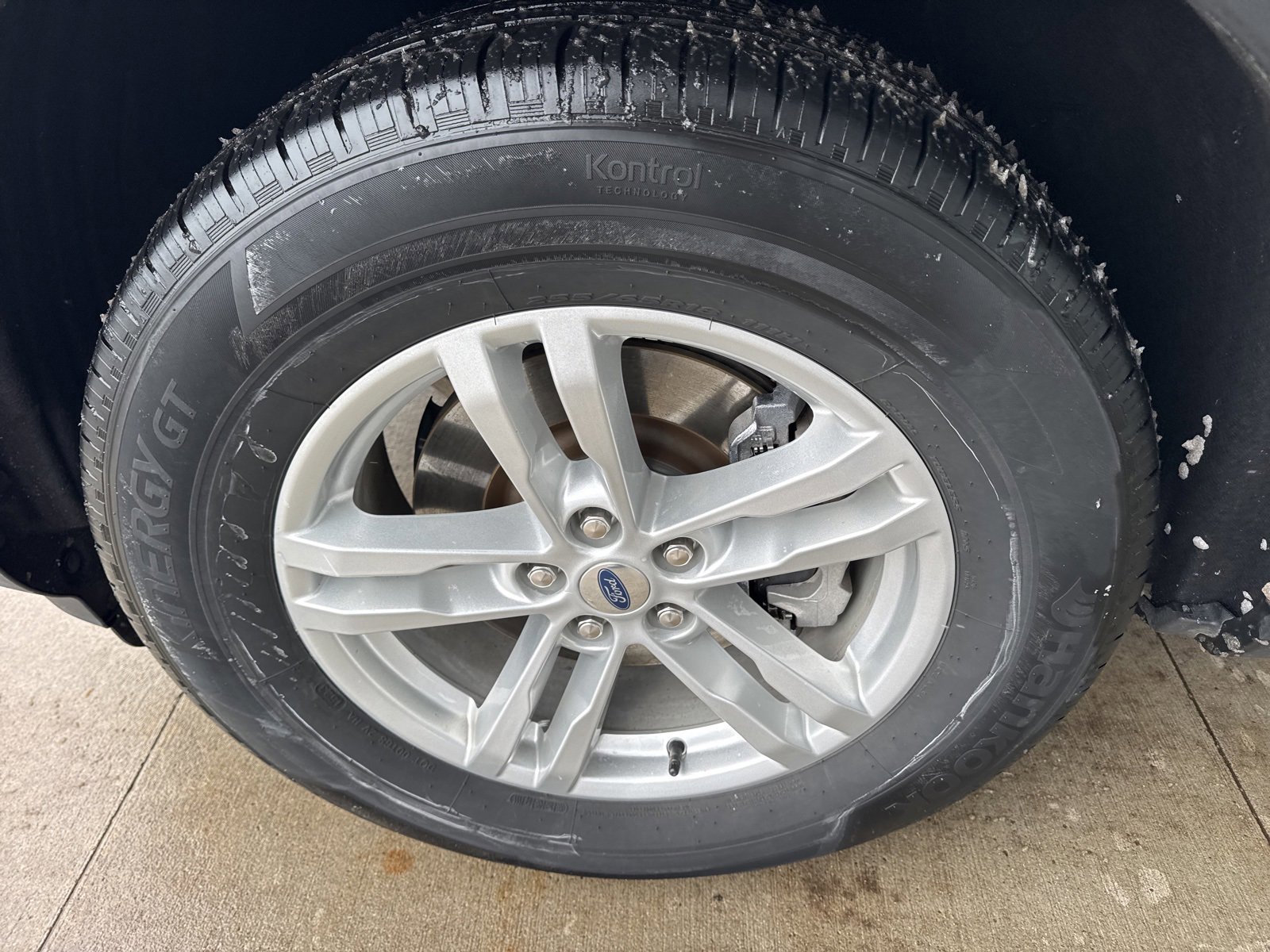 Certified 2023 Ford Explorer XLT w/ Class IV Trailer Tow Package image 19