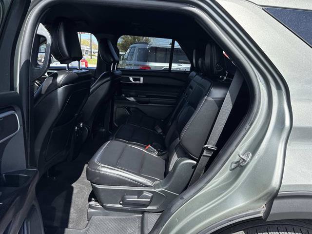 Certified 2020 Ford Explorer XLT w/ Equipment Group 202A AWD/4WD image 30