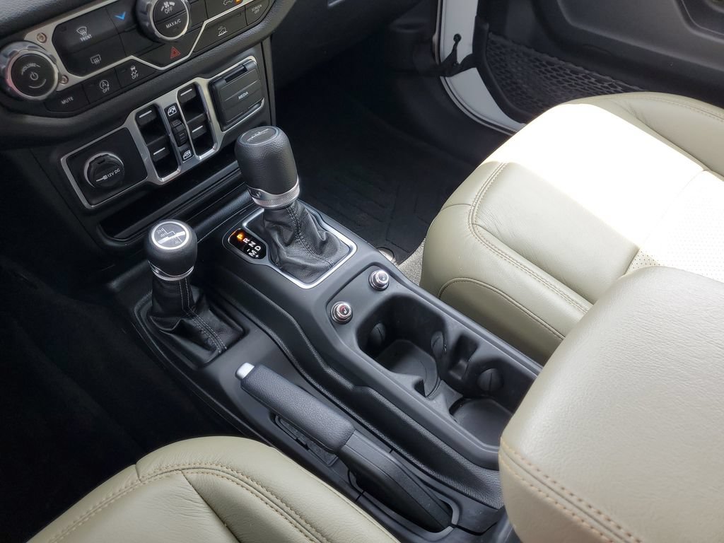 Used 2025 Jeep Gladiator Sport AWD/4WD image 31