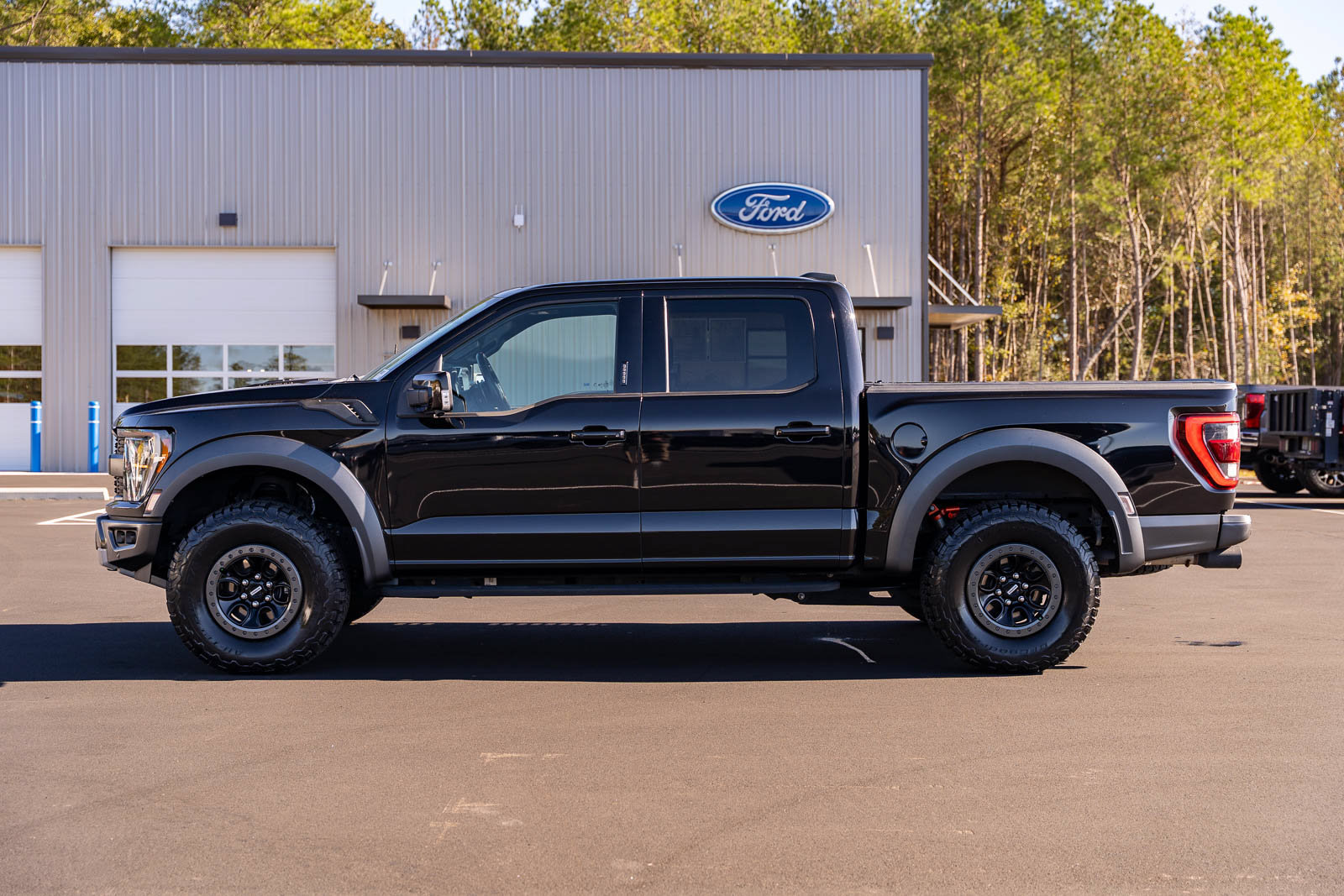 Certified 2022 Ford F150 Raptor w/ Equipment Group 801A High AWD/4WD image 4