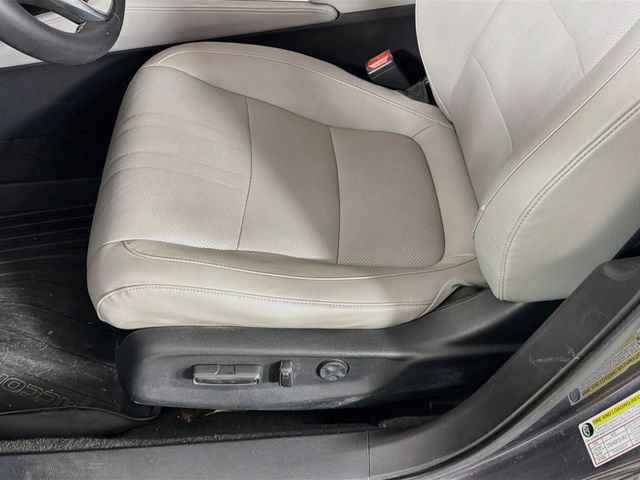 Used 2018 Honda Accord Touring image 23