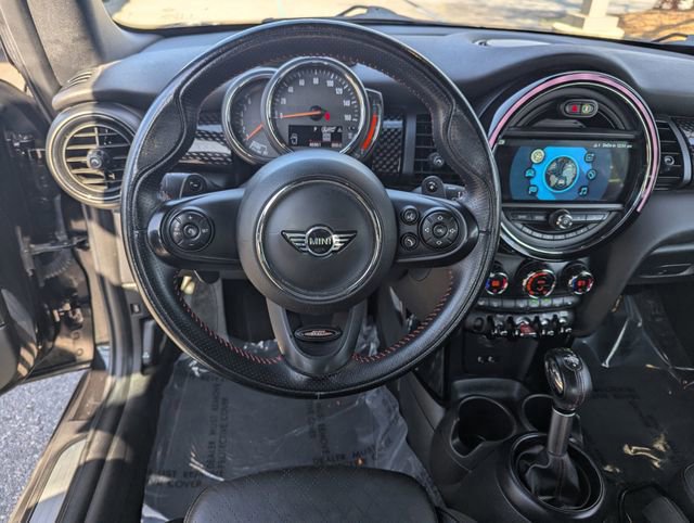 Used 2019 MINI Cooper S image 14