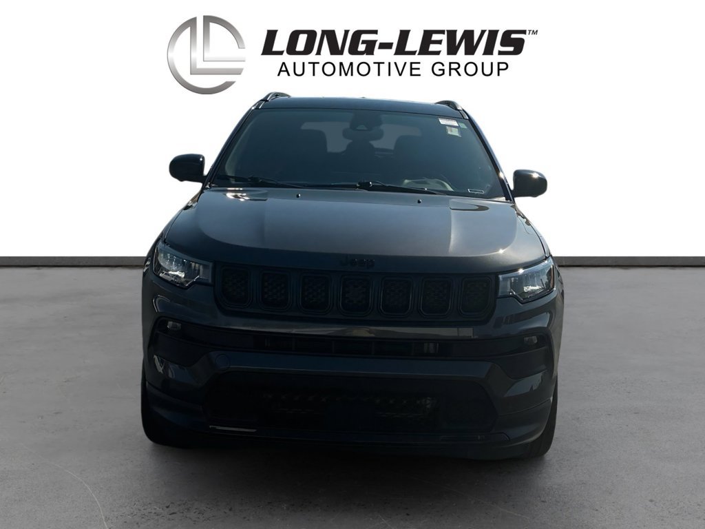 Used 2023 Jeep Compass Latitude w/ Sun and Sound Group AWD/4WD image 11