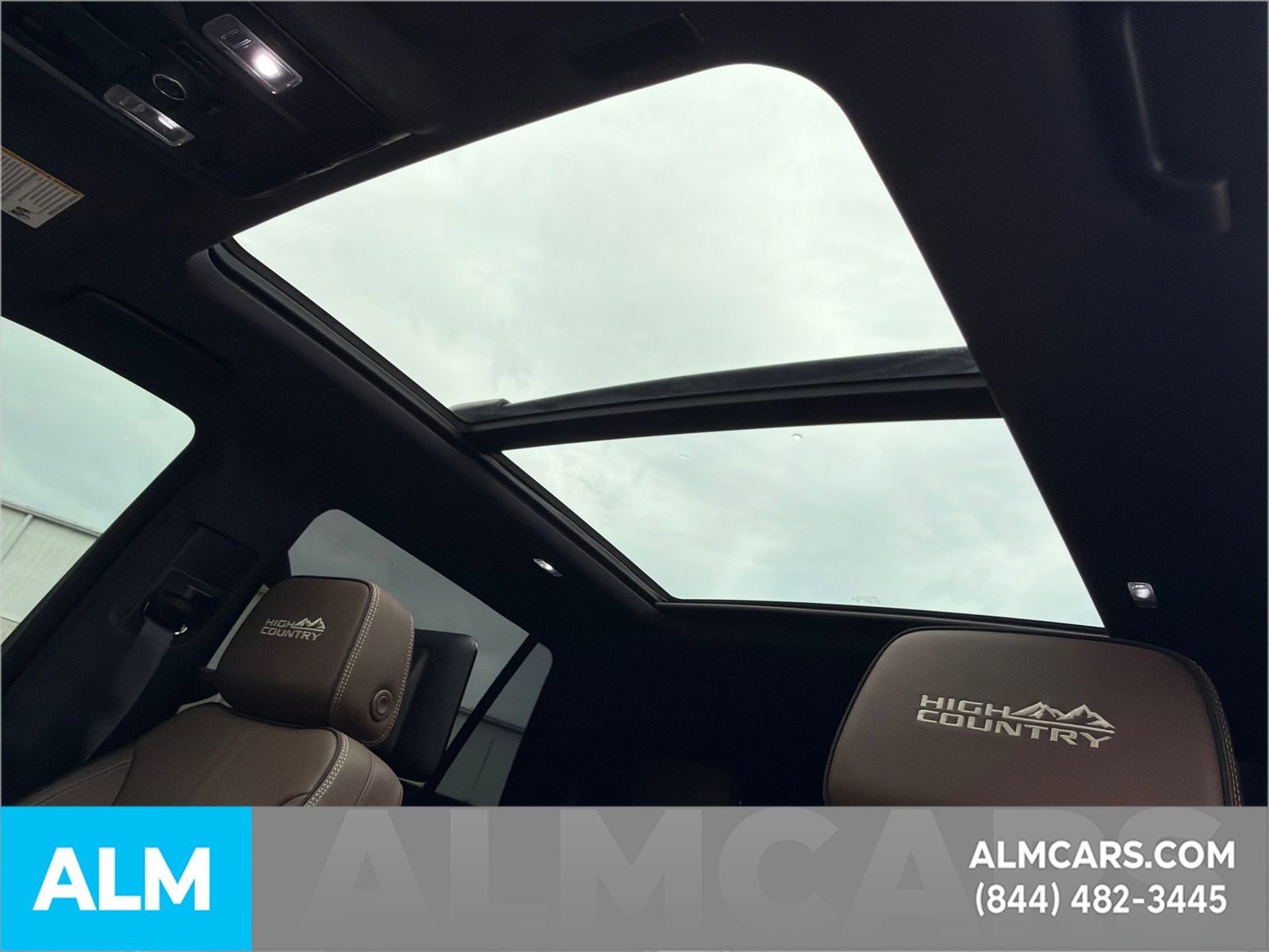 Used 2025 Chevrolet Tahoe High Country AWD/4WD image 40