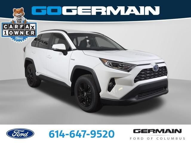 Used 2021 Toyota RAV4 XLE AWD/4WD image 5