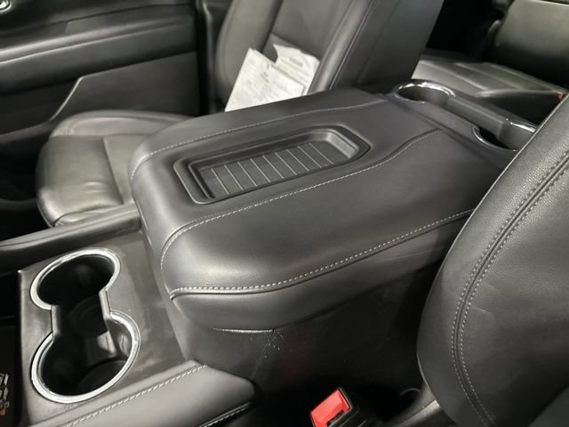 Used 2023 Chevrolet Suburban Z71 w/ Z71 Off-Road Package AWD/4WD image 28