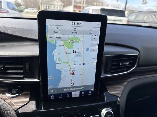 Certified 2022 Ford Explorer Limited w/ Limited Technology Package image 11