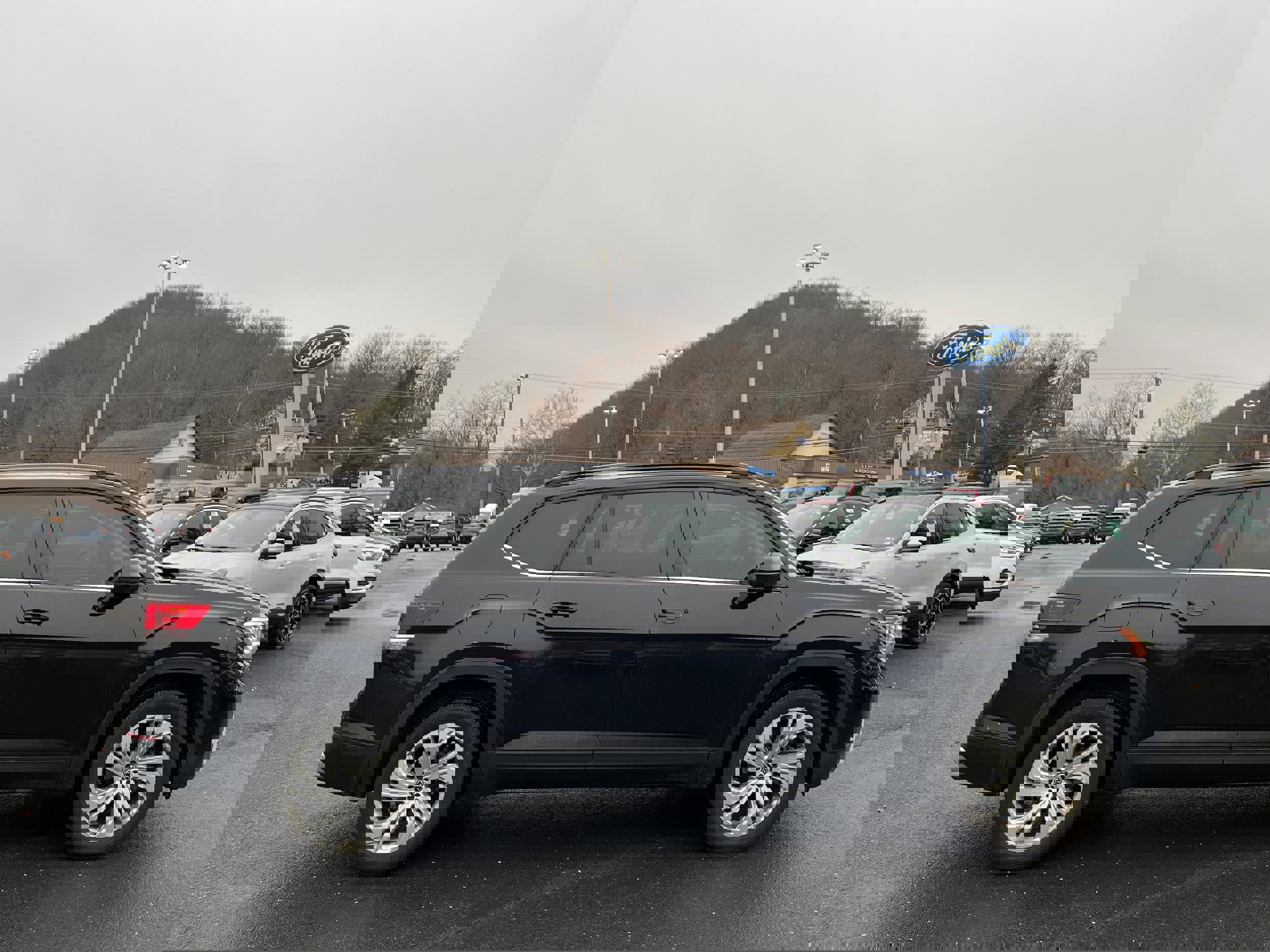 Used 2021 Volkswagen Atlas SE image 5