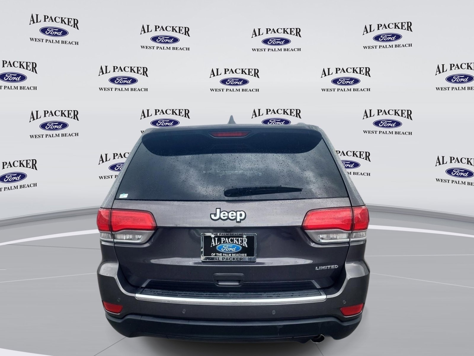 Used 2017 Jeep Grand Cherokee Limited RWD image 4